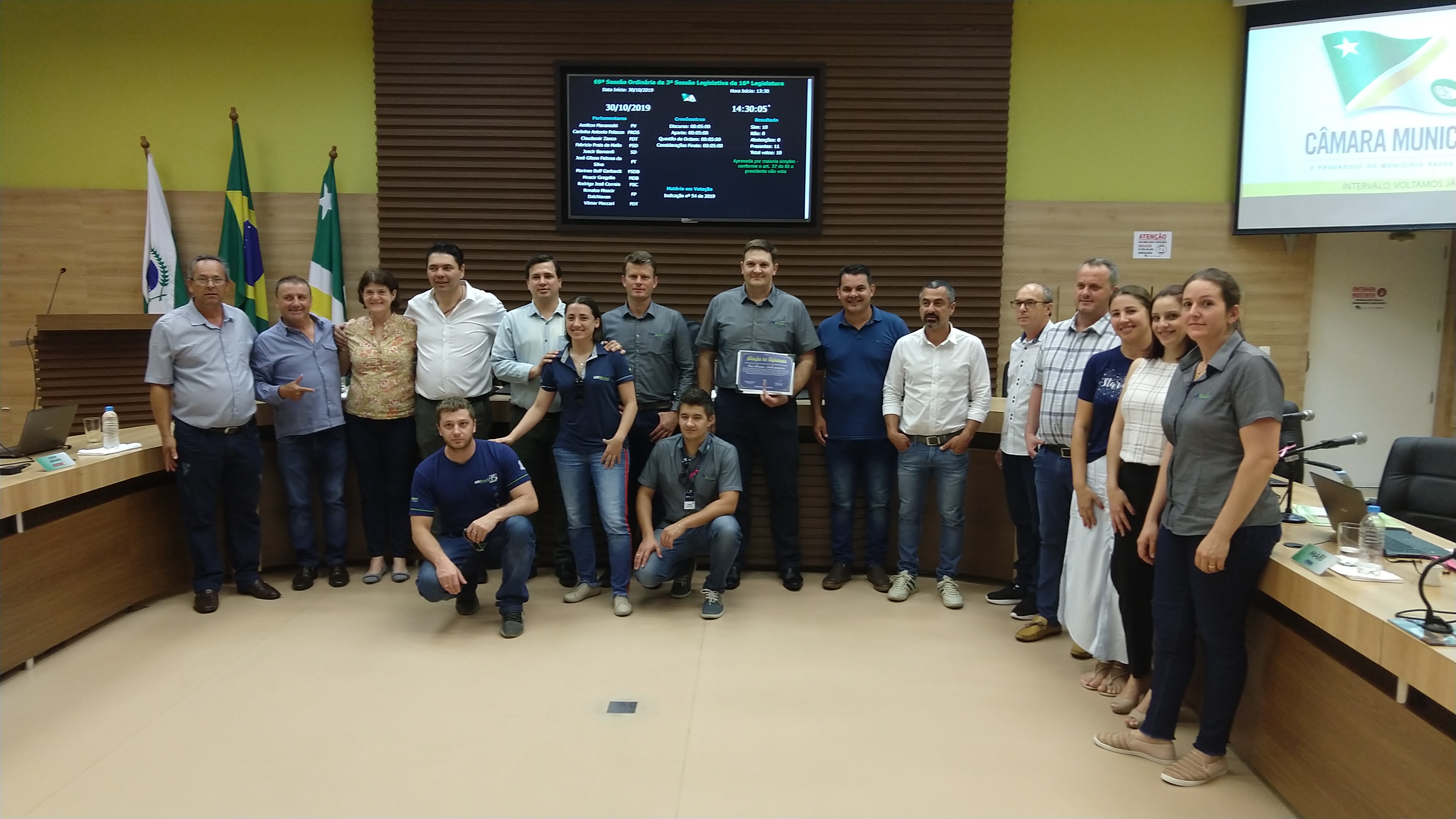 Empresa de soluções de tecnologia para a produção rural é homenageada na Câmara