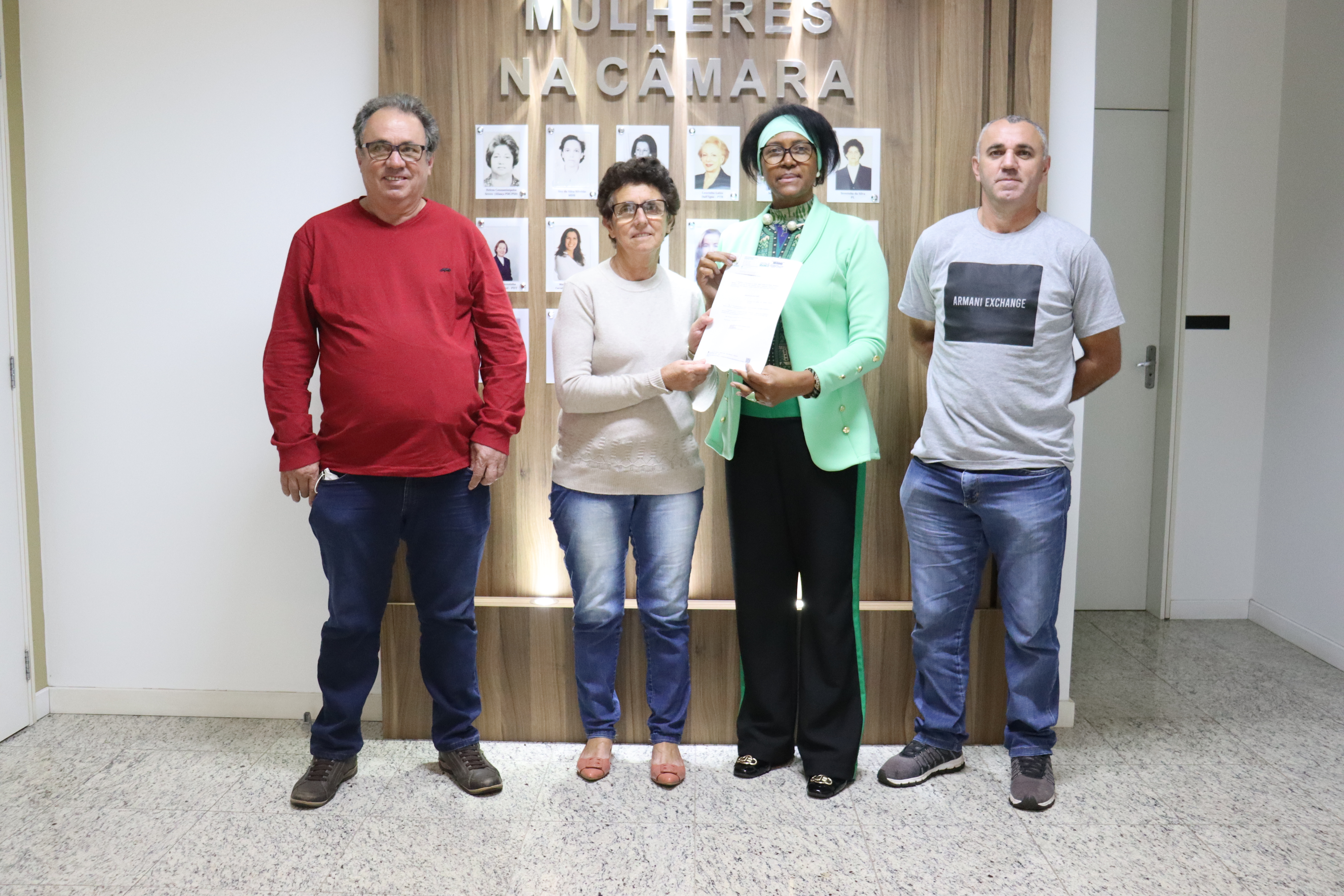 Família de Avelino Antonio Marcante acompanha votação de projeto para nomear via em homenagem ao pioneiro