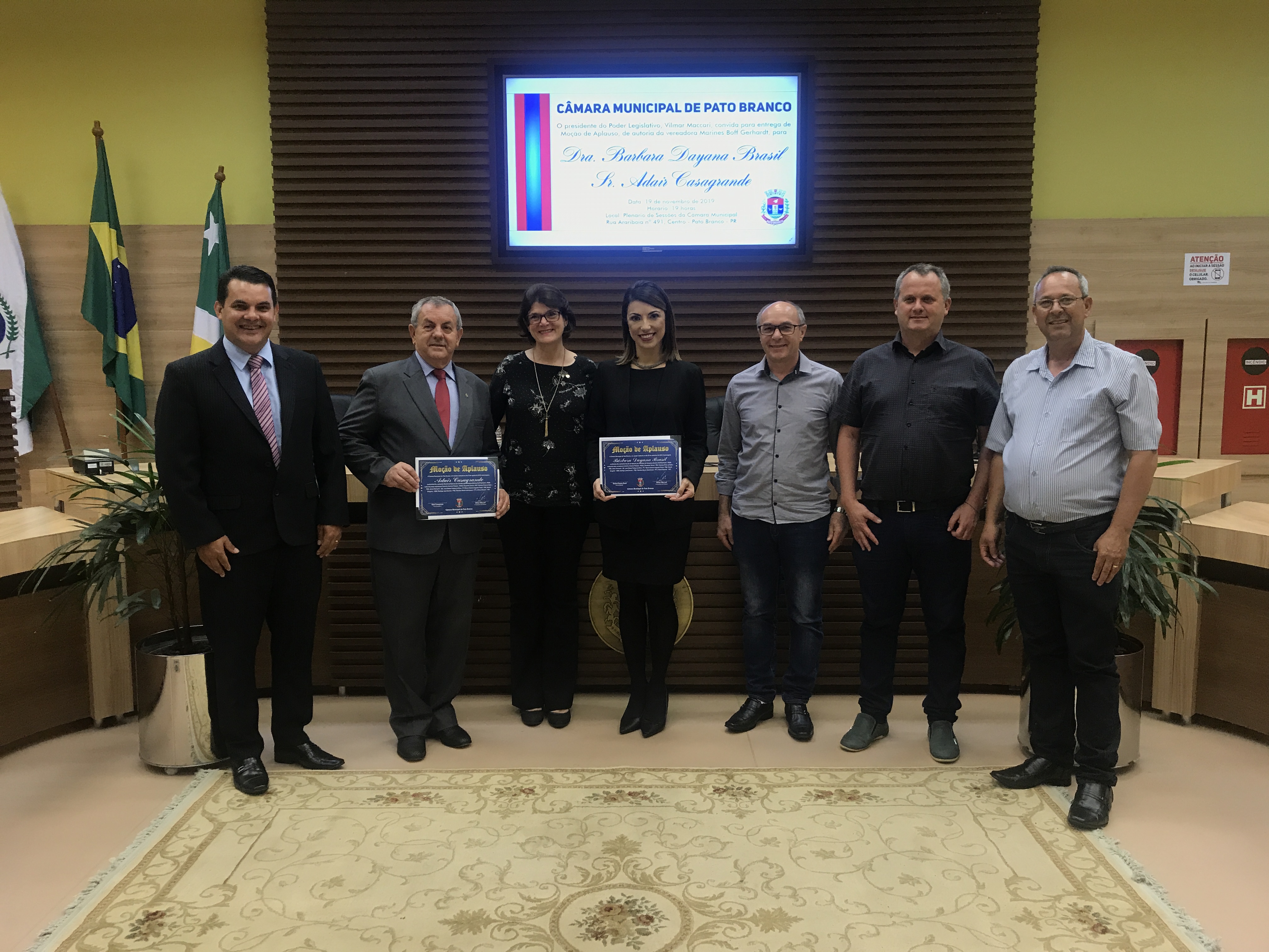 Professores são homenageados em sessão solene na Câmara Municipal